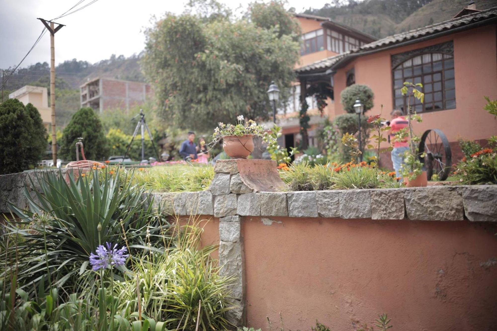 Quinta Loren Hosteria Ambato Exterior foto